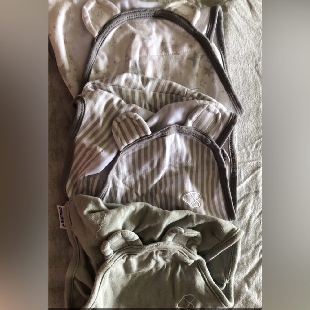 3 Grey SwaddleMe Swaddles